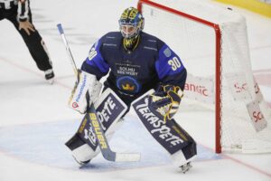 Liigan pudotuspelit: Kiekko-Espoon maalivahdit pitävät ässät pakassa?