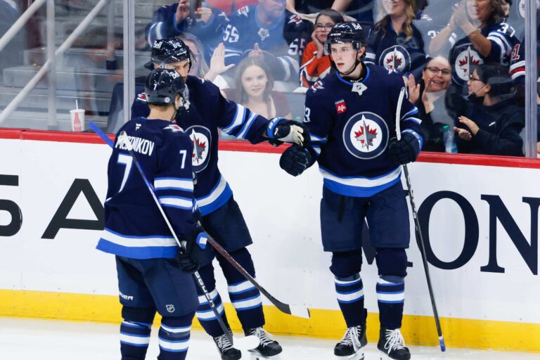 Analyysi: Winnipeg Jetsin on lyötävä kaikki peliin alkavalla kaudella