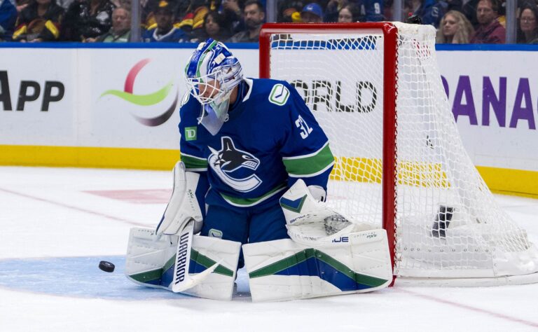 Vancouver Canucksilla pullat hyvin uunissa – Kevin Lankiselta tiukka näkemys