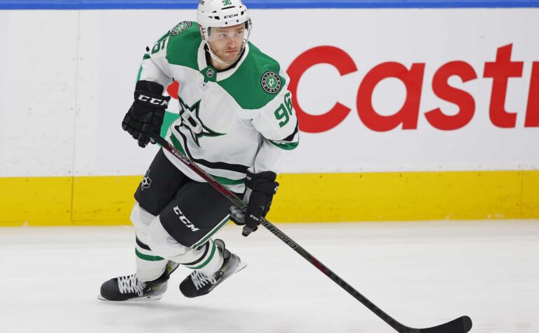 Analyysi: Unohtakaa Mikko Rantanen – tässä syy Dallasin lentokeliin