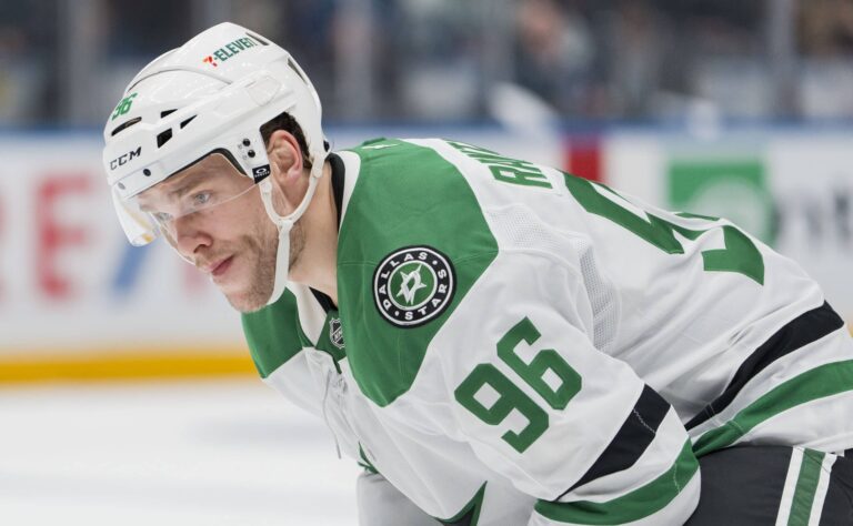 Analyysi: NHL:ssä nykyään superrikkaita suomalaisia
