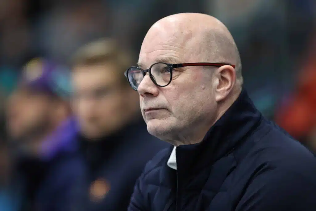 Haastattelu: Valmentajavelho hehkuttaa Liigan finaalijoukkueita – ”Molemmilla uniikki tarina”