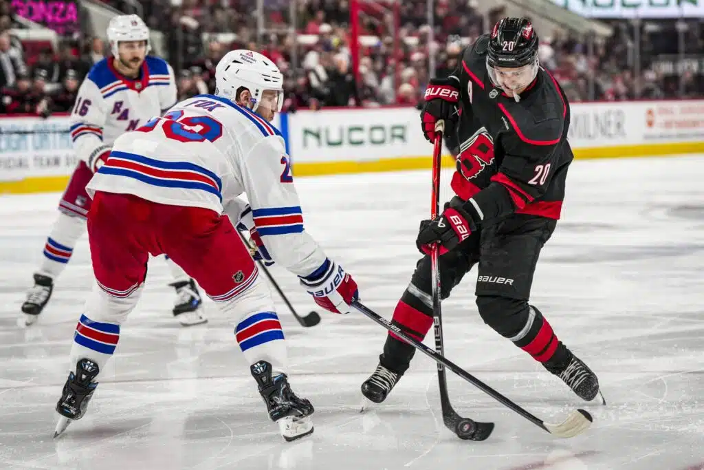 Analyysi: Carolina Hurricanesin maksimoitava palkkatila