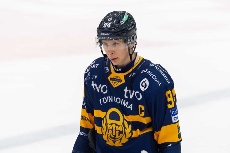Haastattelu: Uudet haasteet odottavat HPK:ssa – Taloprojekti toi Anrei Hakulisen takaisin Suomeen