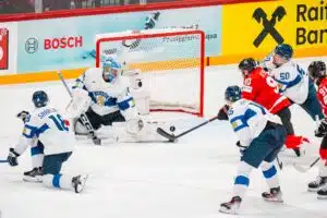 Olympiakiekko: Leijonat mahtipontisen haasteen edessä - tämä vie Suomen finaaliin Olympiakiekko: Leijonat mahtipontisen haasteen edessä – tämä vie Suomen finaaliin