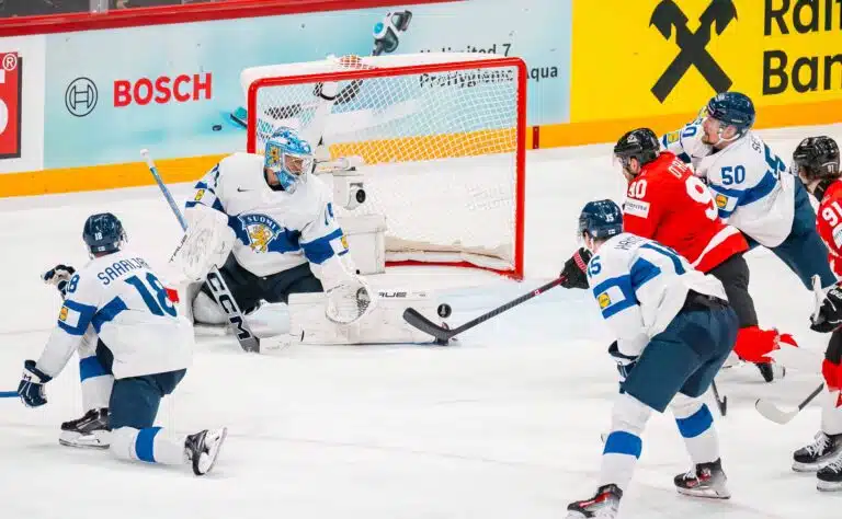 Olympiakiekko: Leijonat mahtipontisen haasteen edessä - tämä vie Suomen finaaliin Olympiakiekko: Leijonat mahtipontisen haasteen edessä – tämä vie Suomen finaaliin