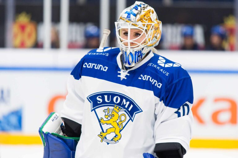 Suomen jääkiekon tilastointi on suuri vitsi – Meeri Räisänen avasi haisevan matopurkin: ”Ei muistettu laskea”