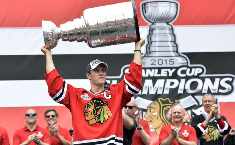 Himoittu Stanley Cup 2015: Chicagon kolmas kiinnitys 5 vuoden sisään – Teräväinen ja Timonen mestareiksi