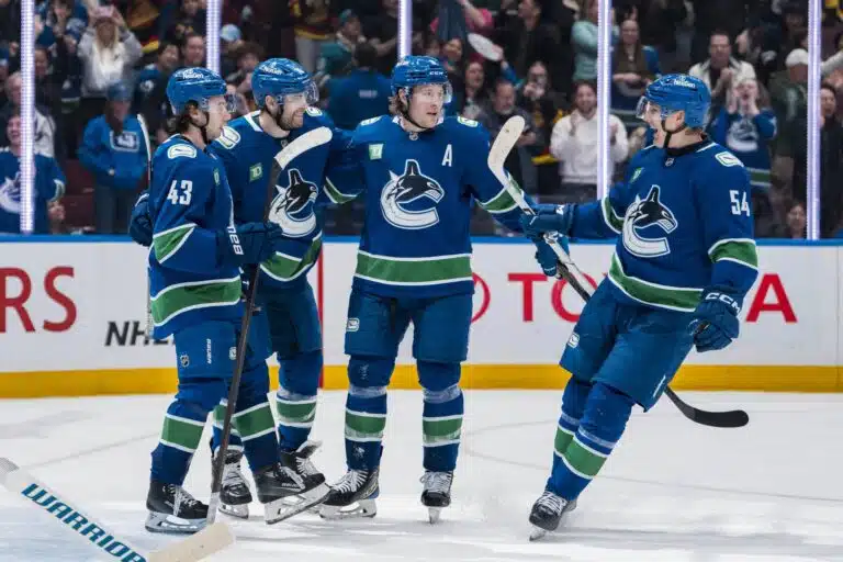 Näkökulma: Veljeskatraan kolmannen kauppaaminen on tuhoamassa NHL-seuran lopullisesti