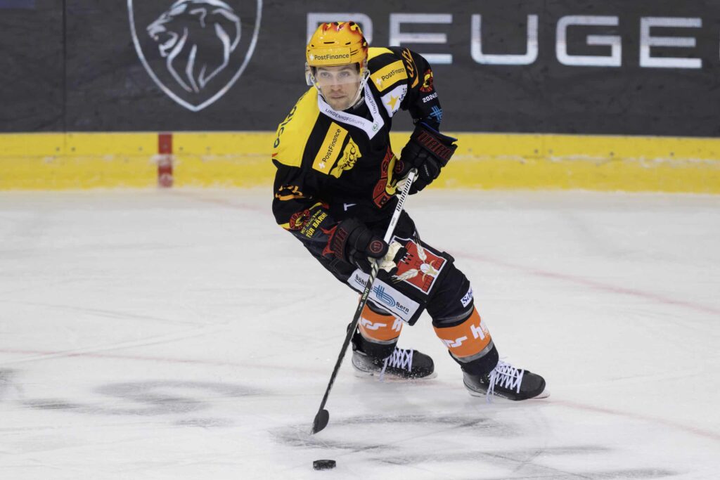 Analyysi: Suomalaiset tähdittää Lausannen miehistöä - AHL:stä huippuvahvistukset CHL-kauteen SC Bernin Austin Czarnik siirtyi pistepörssin voittajana Lausannen riveihin