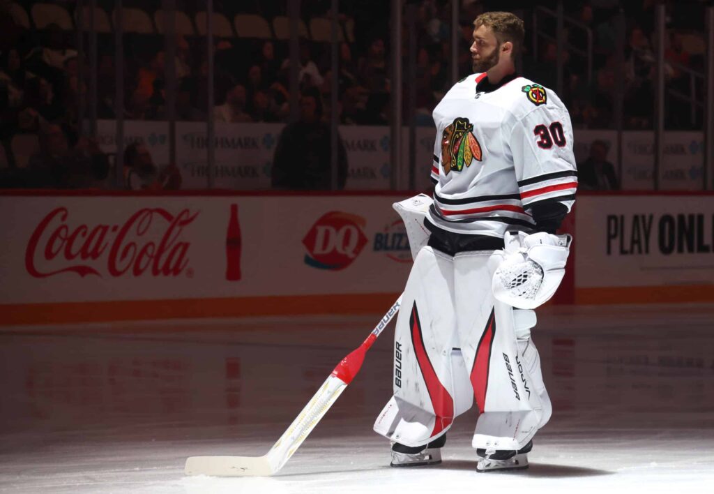 Analyysi: Tämä mahdollistaa Chicago Blackhawksin pudotuspelipaikan Chicago Blackhawksin ykkösmaalivahti Spencer Knight