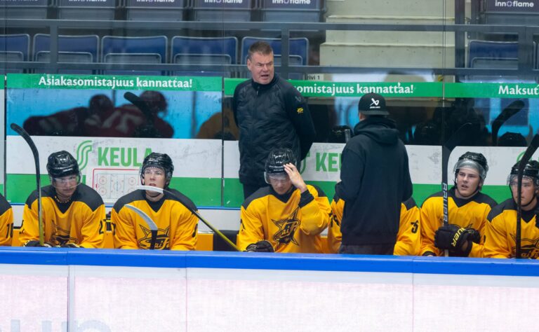 Analyysi: Raipalla on paineet suuremmat kuin koskaan – viime kaudesta on vaikea parantaa
