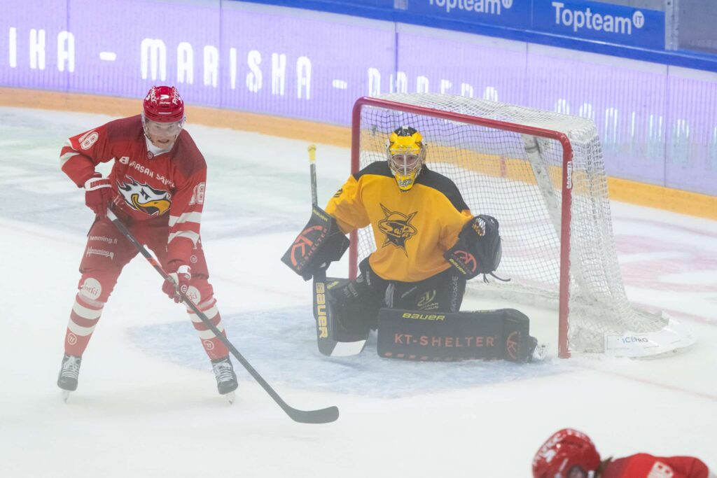 Näkökulma: Mikä siinä on niin vaikeaa? Liigan otteluohjelma on taas järkyttävä ja epätasapuolinen sillisalaatti Ville Immonen, 2025 Sport