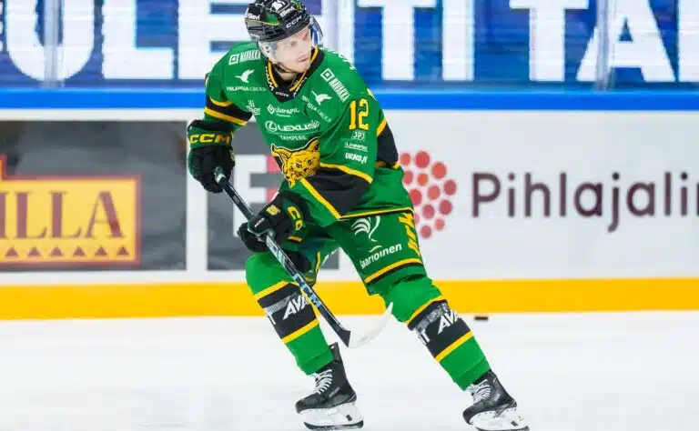 Näkökulma: Kaikki haluavat pelaamaan Ruotsiin – syypää on Suomen valtio