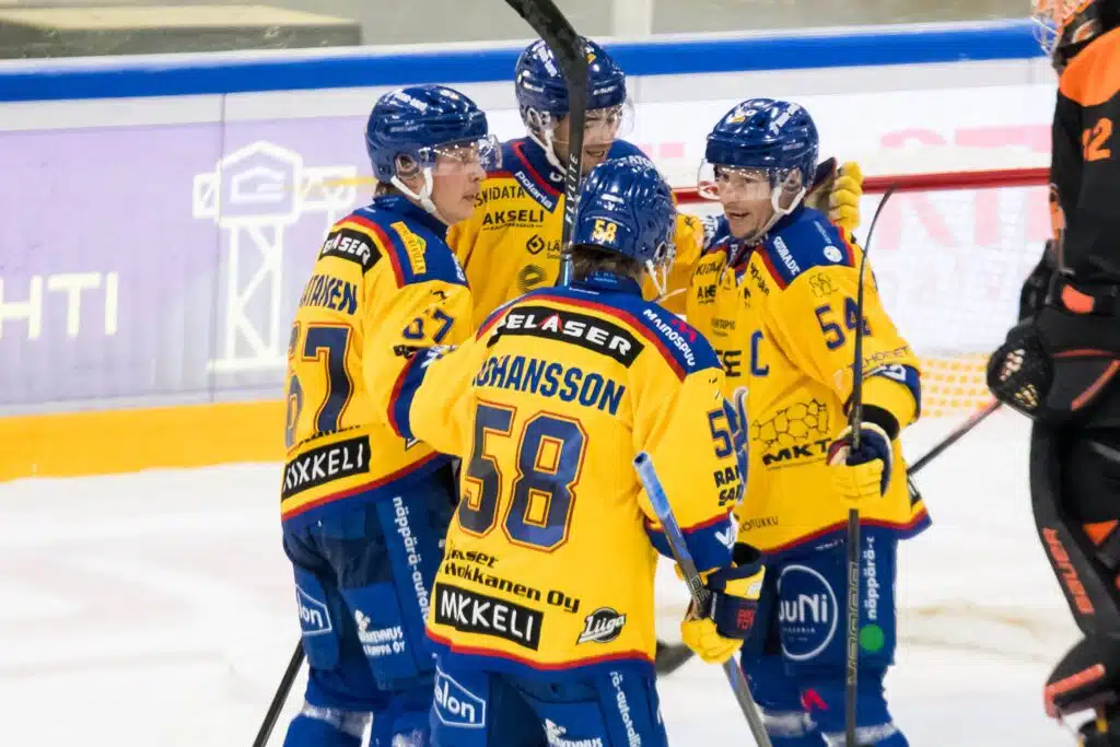 Analyysi: Jonne Virtasen Jukurit ei kestä loukkaantumisia – tämä asia pitää joukkueen kiinni Liigan pudotuspelitaistelussa