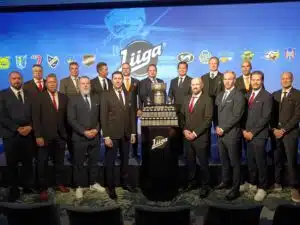 Liigan pudotuspelit: Päätöskierroksella jättimäiset panokset – näillä paikkakunnilla pelataan isoista pisteistä