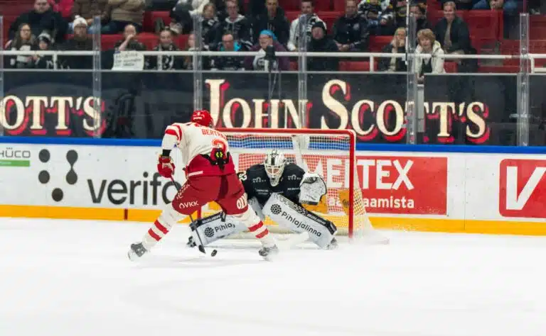 Luuvitonen: Sami Heleniukselta myötätuntoa Liigan heittopussin faneille