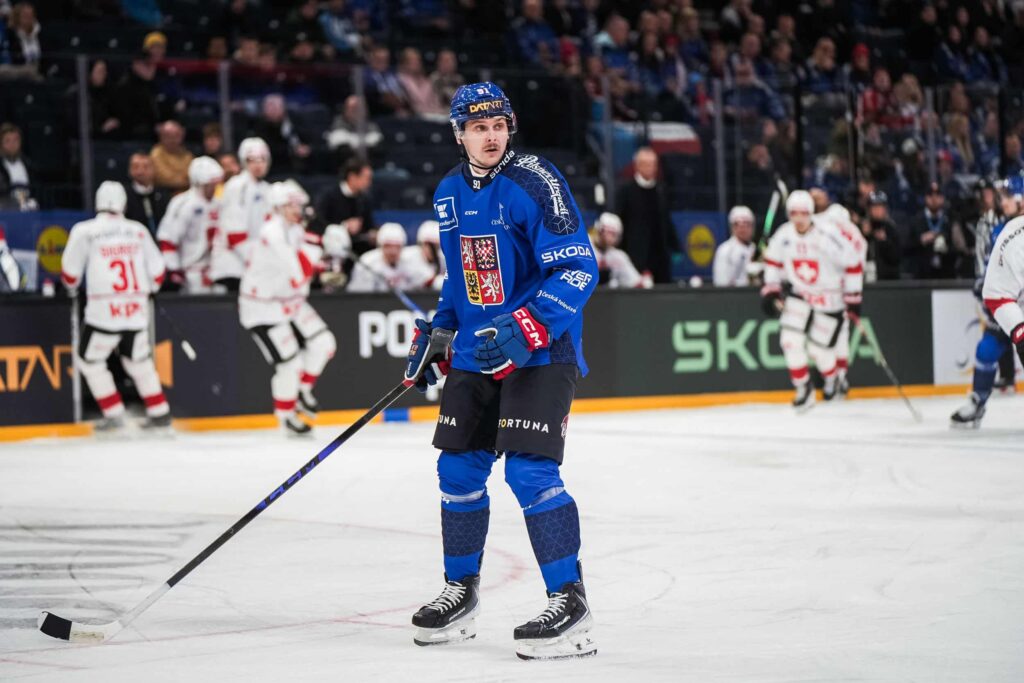 Pirisen ja Oksasen jalkapuu: Kärppien katastrofikaudessa monta syypäätä Oulun Kärppien Matyas Kantner