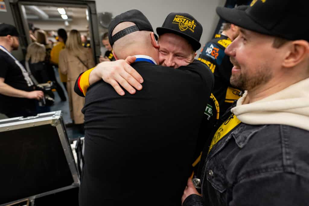 Näkökulma: Kaikki kunnia Raipelle, mutta… – taas saa hävetä silmät päästään ÄLÄ KÄYTÄ!!! KUVAAN OLI VAIN KERTAJULKAISUOIKEUS