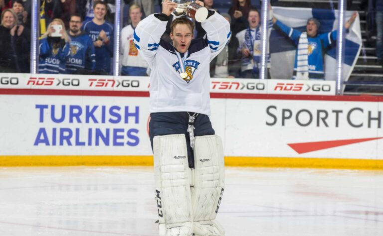 ”Keskiyöllä koneen ruumassa toiselle puolelle mannerta” – Kultaleijonan ura on täynnä uskomattomia käänteitä