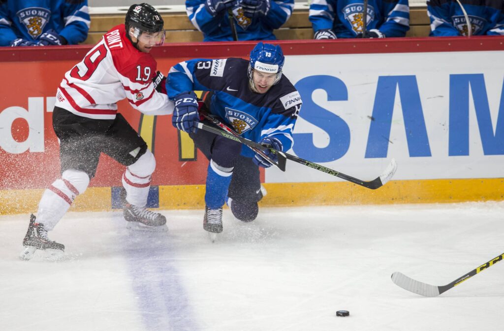 Kultaleijona törmäsi seinään ja nousi jaloilleen – ”Ei tiennyt, mitä tulevaisuus tuo” Kultaleijona törmäsi seinään ja nousi jaloilleen – ”Ei tiennyt, mitä tulevaisuus tuo”