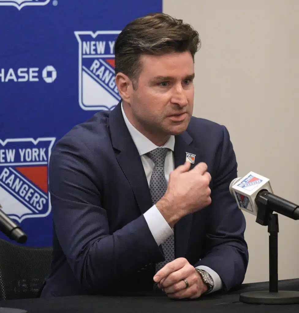 Luuvitonen: Sami Heleniukselta kovat kysymykset New York Rangersin suuntaan Luuvitonen: Sami Heleniukselta kovat kysymykset New York Rangersin suuntaan