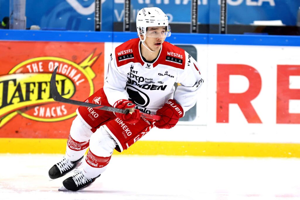 Valtteri Lipiäinen, 2025 joulukuu