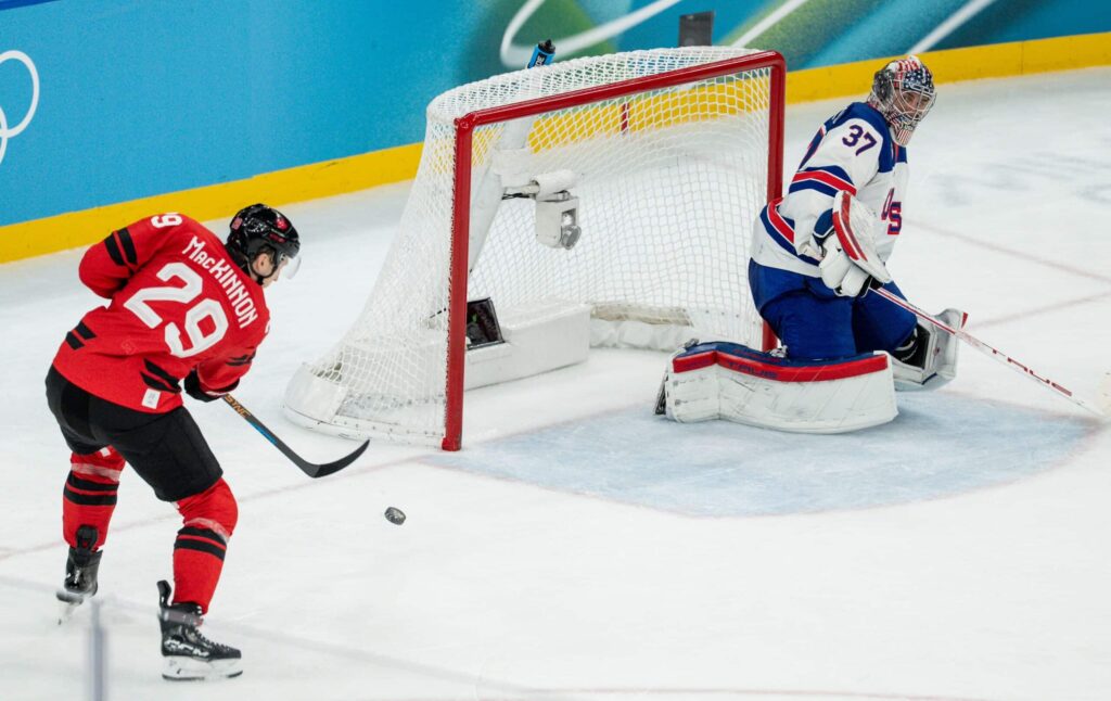 Näkökulma: Nathan MacKinnon jäätyi täysin ratkaisevilla hetkillä Näkökulma: Nathan MacKinnon jäätyi täysin ratkaisevilla hetkillä