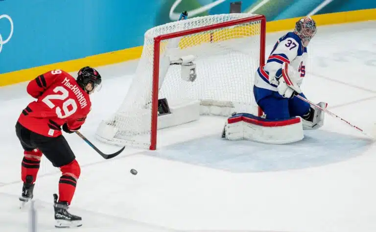 Näkökulma: Nathan MacKinnon jäätyi täysin ratkaisevilla hetkillä