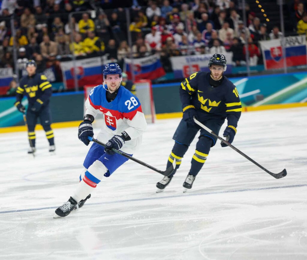 Olympiakiekko: Slovakiaa odottaa melkoinen muuri - Yhdysvallat lentämällä finaaliin? Lokomotiv Jaroslavlia edustava slovakialaispuolustaja Martin Gernat