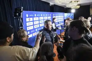 Näkökulma: Suurempaa epäluottamusta ei voi edes kuvitella – Antti Pennasella on edessään Kaisa Juuson tie Näkökulma: Suurempaa epäluottamusta ei voi edes kuvitella – Antti Pennasella on edessään Kaisa Juuson tie