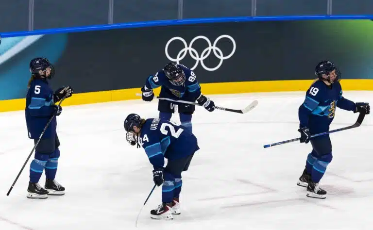 Näkökulma: Kukaan ei ymmärrä naisurheilijoiden uhrauksia – kiitokseksi läjä sitä itseään