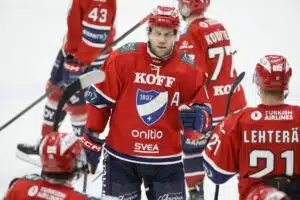 Liigan pudotuspelit: HIFK jatkoon maalirikkaasta ottelusarjasta?