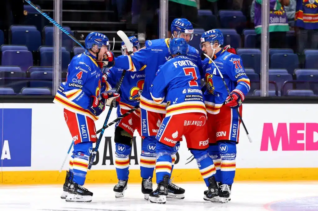 Jokerit painoi paniikkinappulaa – kaksi nimeä nostettiin tikunnokkaan Jokerit